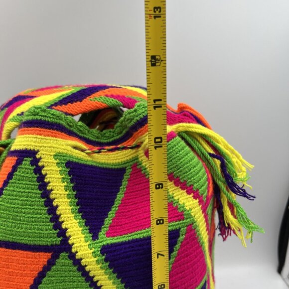 Wayuu Mochila Woven Bucket Bag Crossbody Lime Pink Yellow Tribal Drawstring EUC - Picture 4 of 8